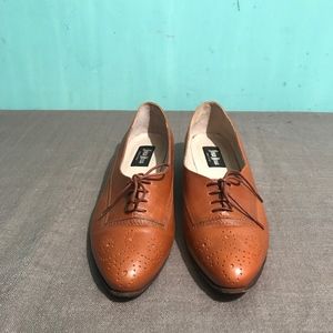 NEIMAN MARCUS 40 VINTAGE LACE UP OXFORD FLAT BROWN